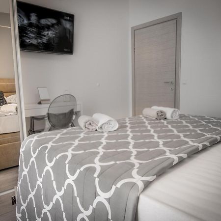 Apartman Petra Apartment Makarska Exterior photo